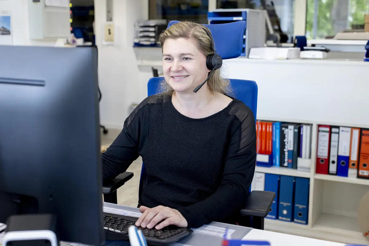 lorenz heizung sanitaer waermepumpe 230